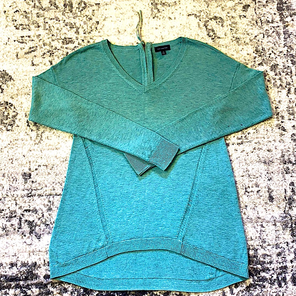 The Limited Peek a Boo Stitch Long Sleeve Swaeter
